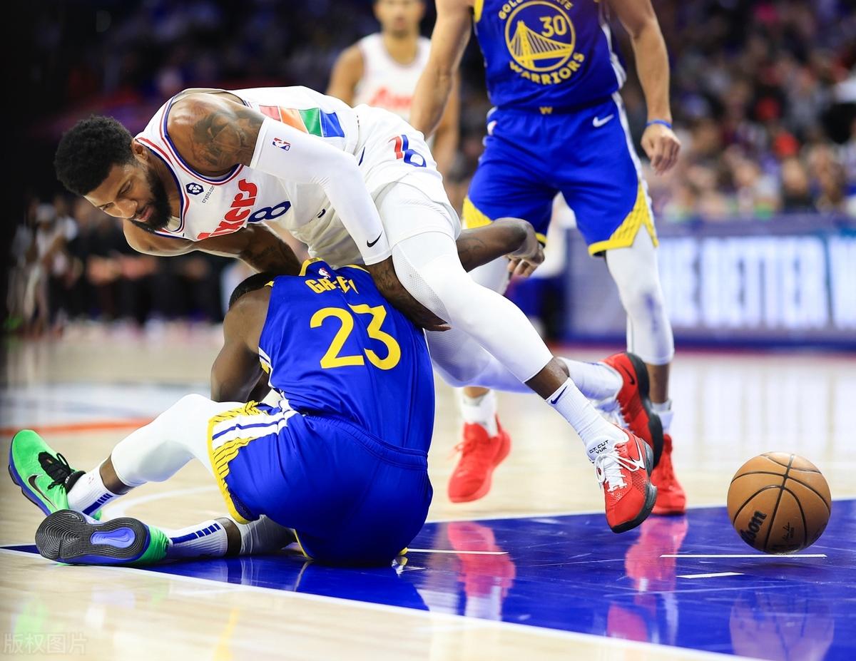 爱游戏登录 -里程碑夜费城76人迎来里程碑，荷甲冲刺阶段刷纪录，媒体盛赞，赛程密集仍需轮换的简单介绍