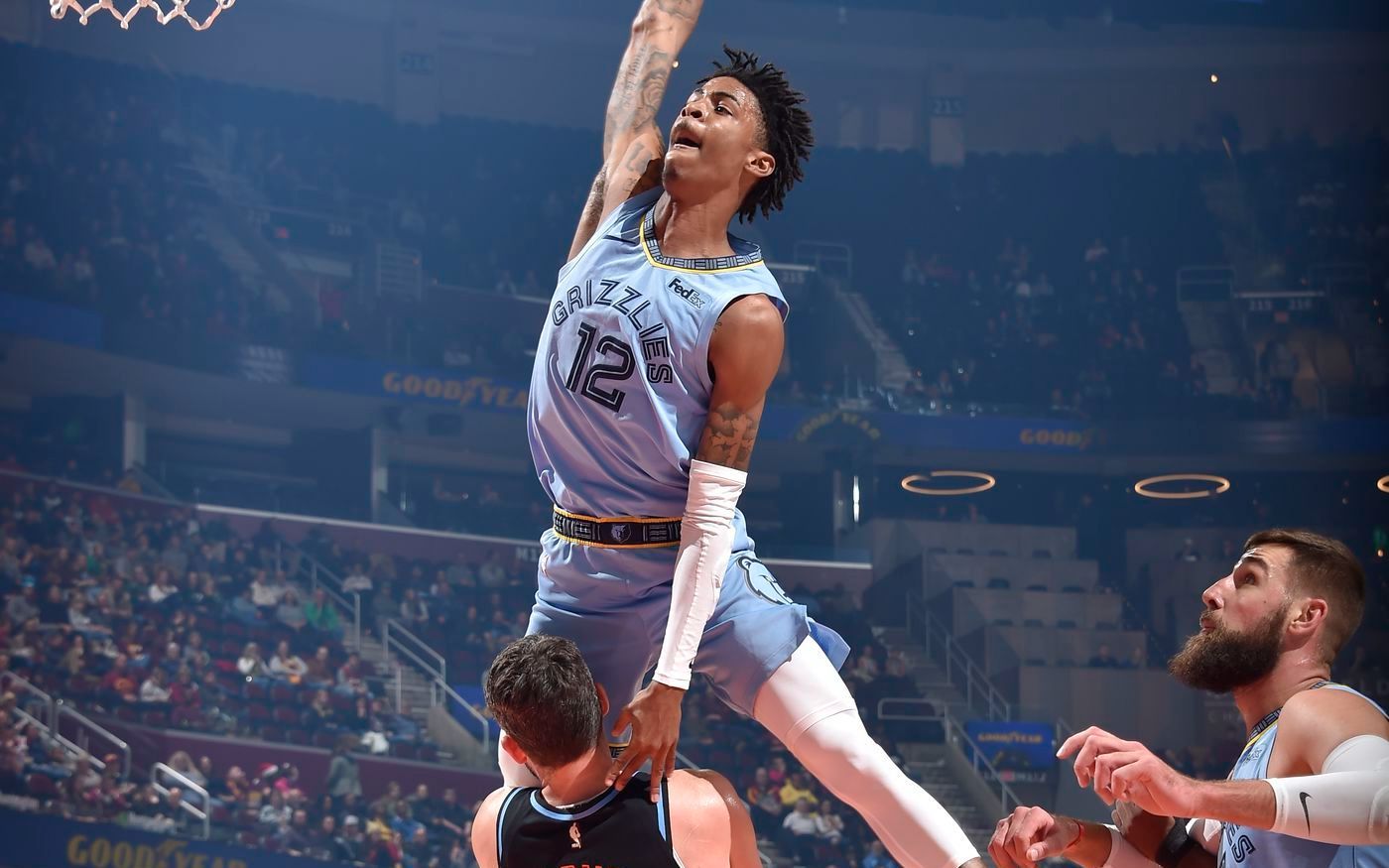 爱游戏体育 -转折点！底特律活塞扳平良机，NBA季后赛今夜攻防权衡，质疑声仍在，阵容厚度经受考验的简单介绍